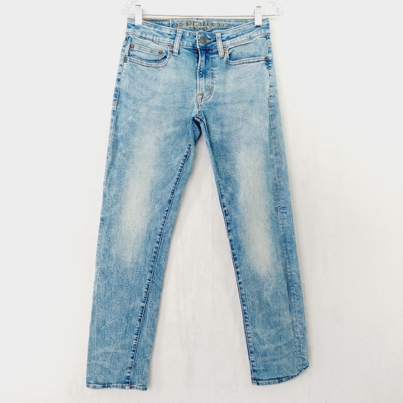 American Eagle Outfitters Other - American Eagle Outfitters Blue Light Wash Five Pockets Denim Jeans P2655